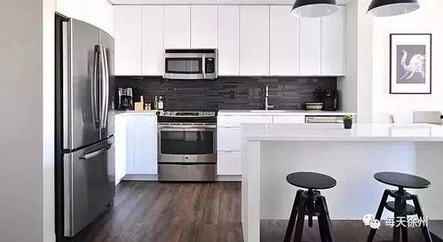 老公爬上厨房吃瓜小说